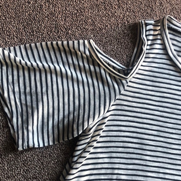 NWT BCBGeneration Striped Cold-Shoulder Top - Picture 5 of 7